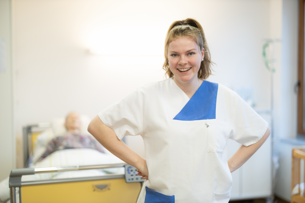 Bildungszentrum für Gesundheitsberufe am Städt. Krankenhaus Maria-Hilf in Brilon Bildungszentrum für Gesundheitsberufe am Städt. Krankenhaus Maria-Hilf in Brilon